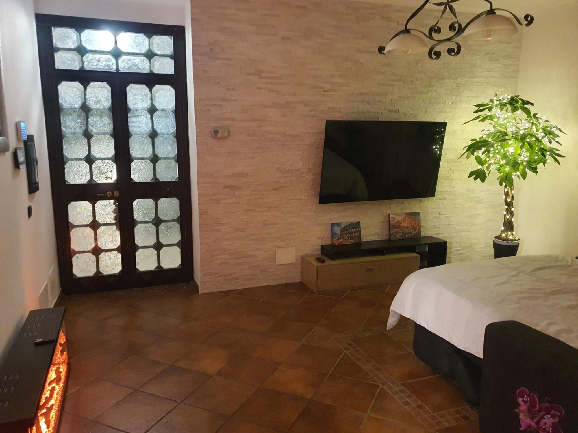 Il Sole Di Roma Villa *